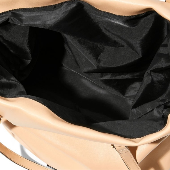 NEW! VICTORIA'S SECRET CINCH TOP BARE TOTE PURSE BAG SHOULDER BEIGE GOLD HANDBAG - Picture 7 of 8